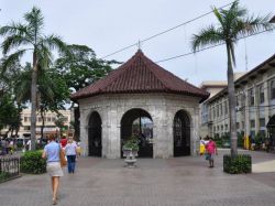 Place where Magellans cross located - Cebu